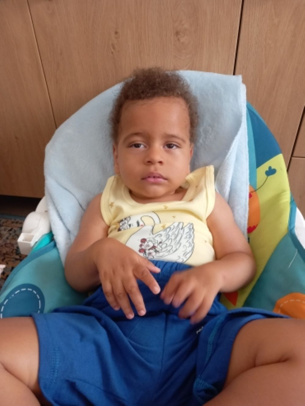 Micul David a pierdut lupta cu boala: Cerul are un înger în plus