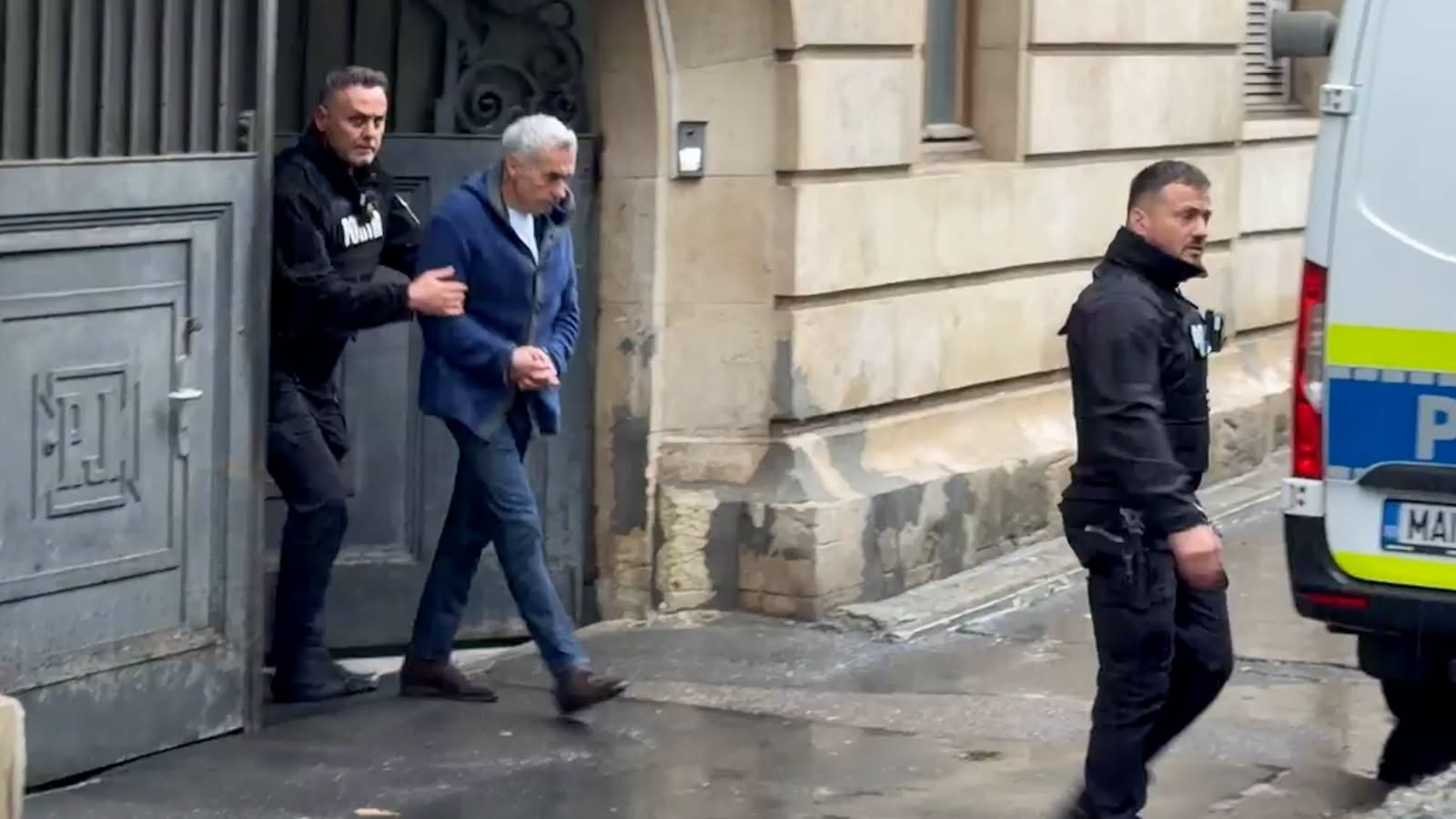 calin georgescu ramane dupa gratii