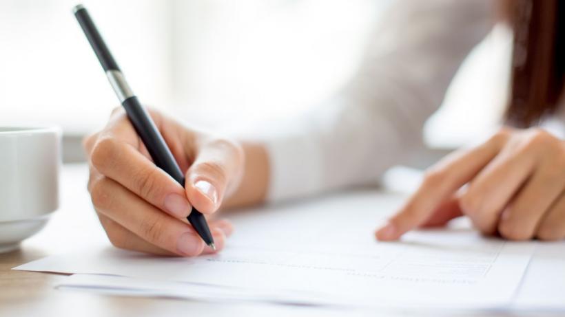 Curtea Constituțională mătură declarațiile de avere: NU mai trebuie publicate, NU mai trebuie trecute bunurile soților și copiilor 