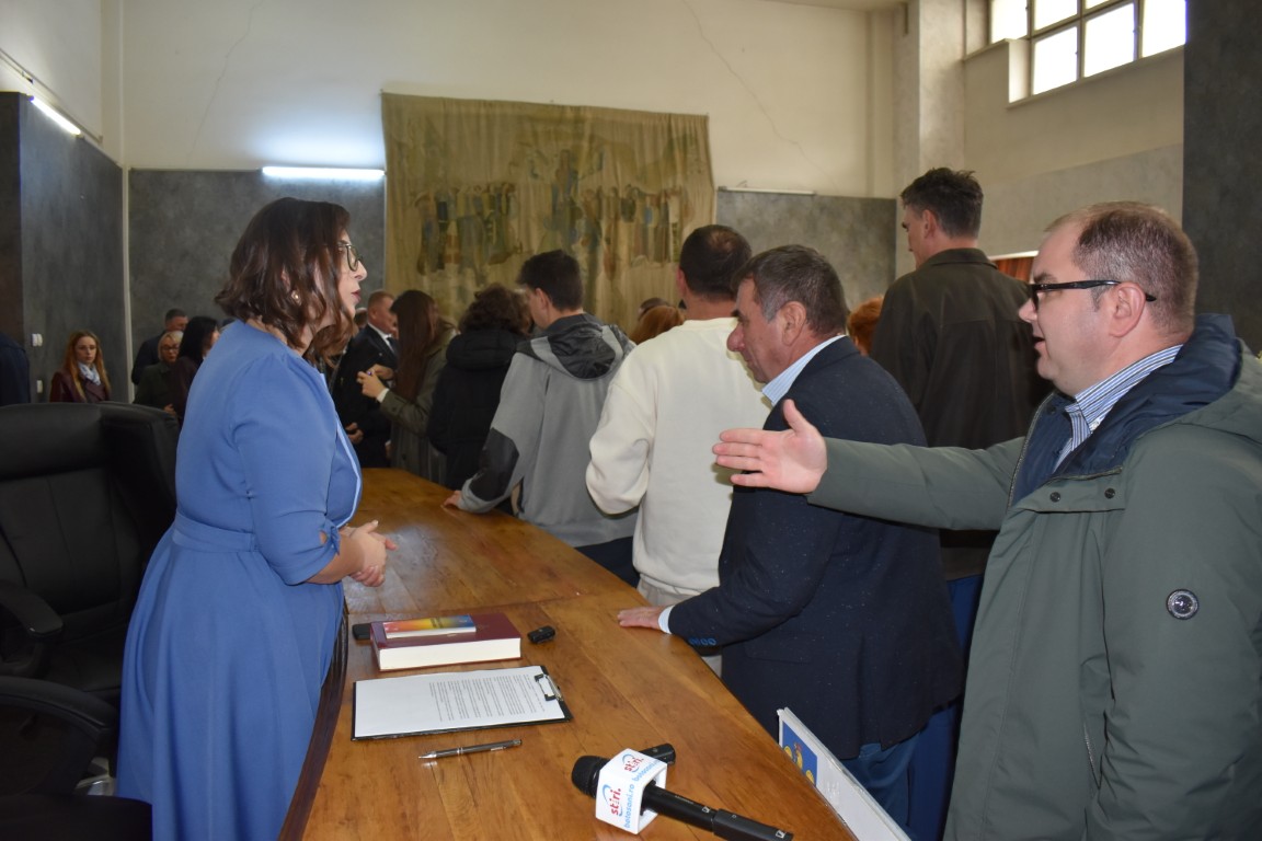 Dan Nechifor, marele absent de la învestirea Ralucăi Curelariu pe funcția de prefect – VIDEO 