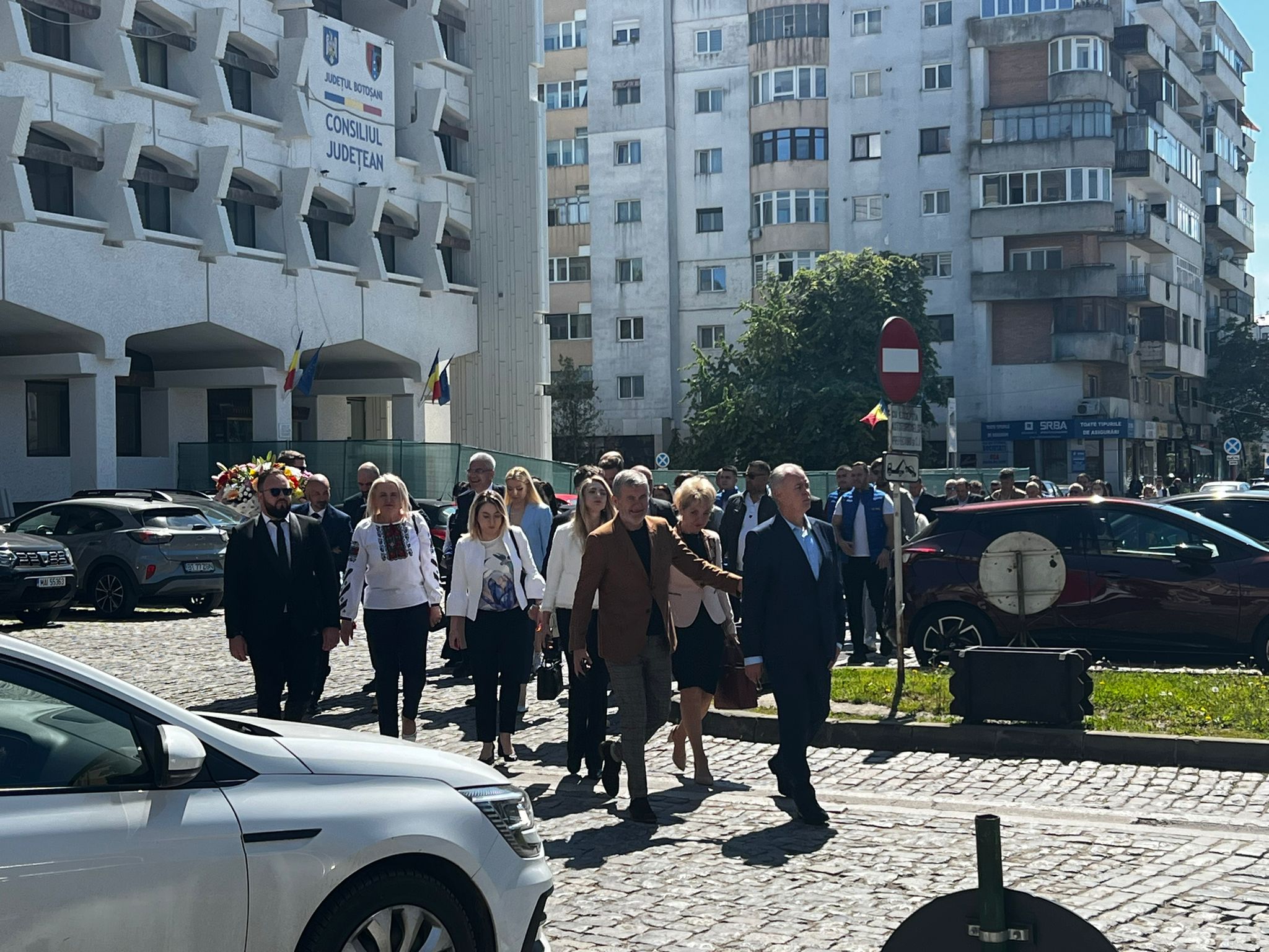 Senator, ingineri, medic, asistent medical, topograf, manager la asociație, o juristă și un avocat în primii 10 – LISTA PNL pentru municipiu