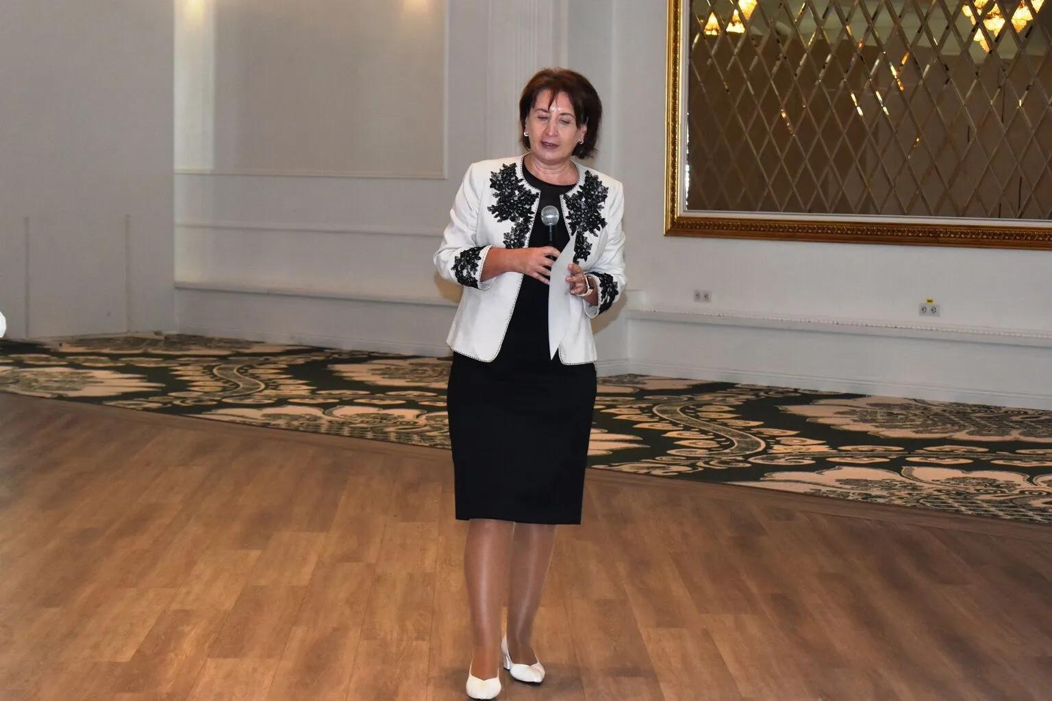 director raiffeisen botosani