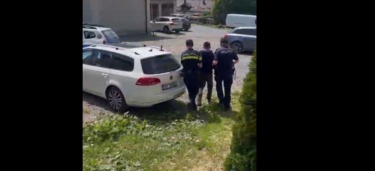 doi tineri au furat masina unui botosanean