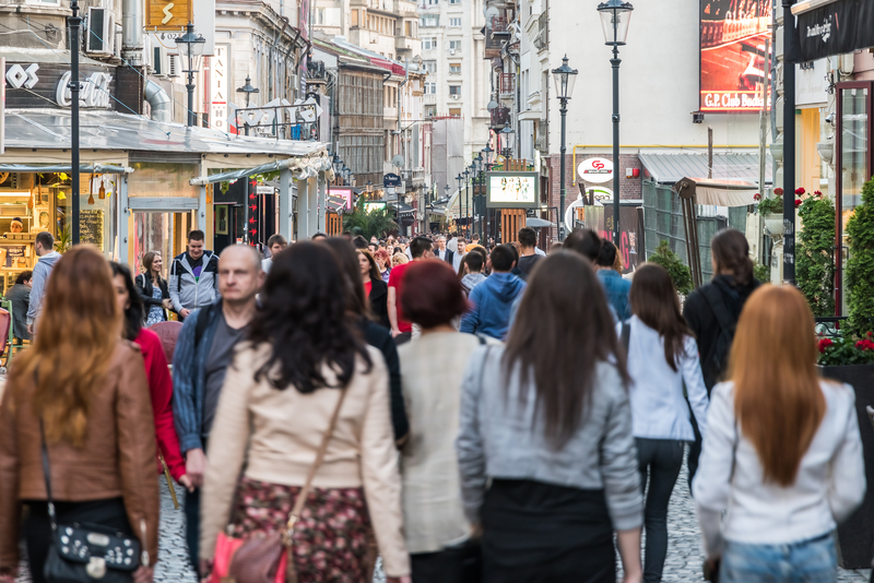 Economia României, în scădere: Consumul populației, principalul vinovat