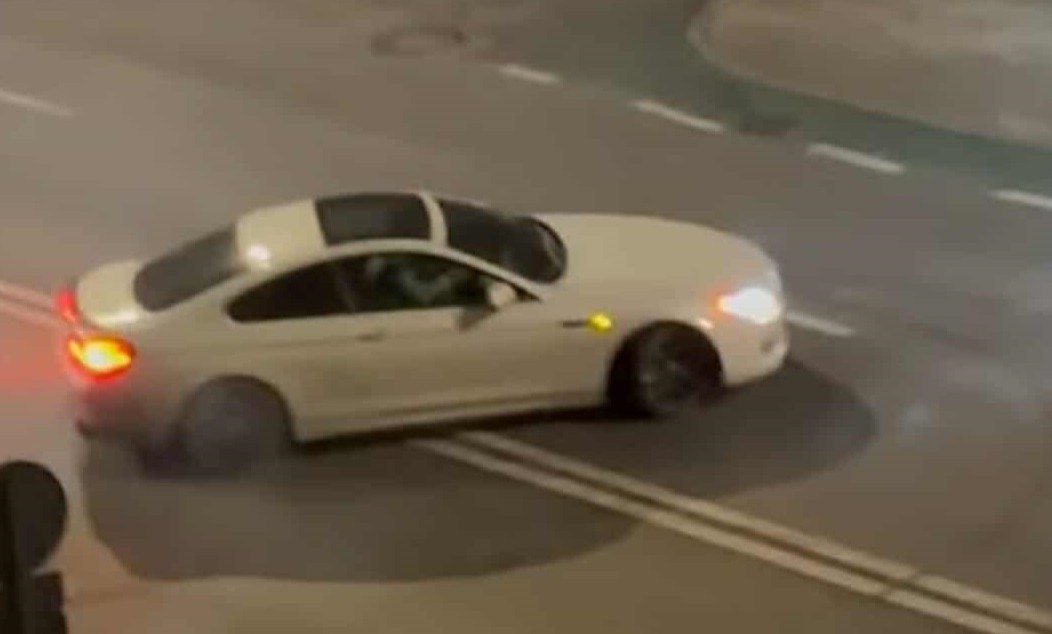 Tânăr din Botoșani filmat în timp ce făcea drifturi, a rămas pieton două luni 