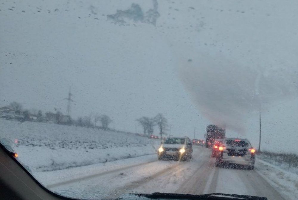 STAREA drumurilor județene după ninsoarea abundentă, șefii de la CJ: Depunem toate eforturile... 