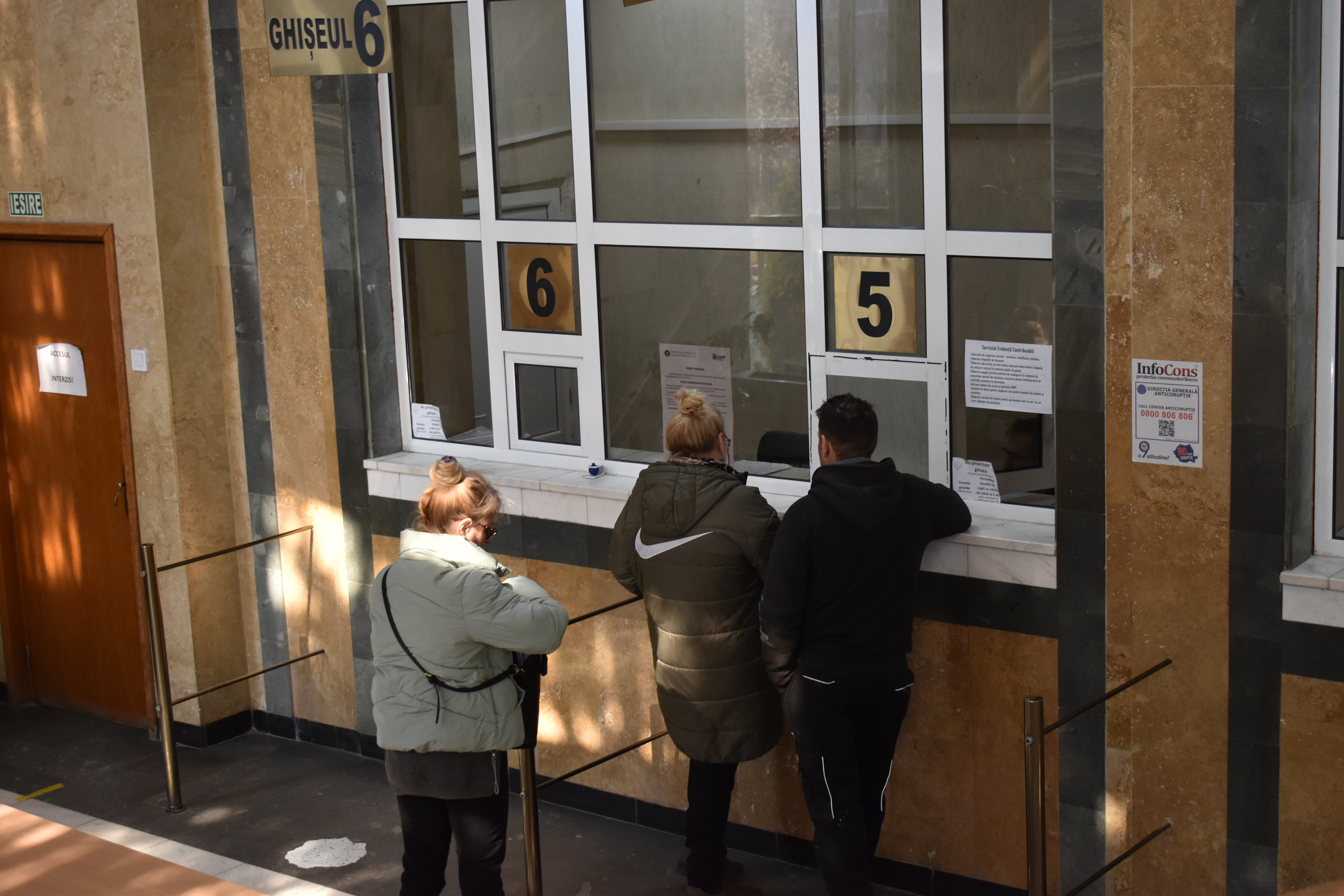 Peste 2.000 de cereri pentru bilete de tratament la Casa de Pensii Botoșani: Pe 7 martie începe prima serie - VIDEO