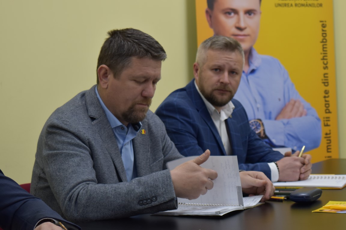 Un fost polițist candidează la Județ: Apel către foștii colegi să iasă din mașini în Centrul Istoric – VIDEO 