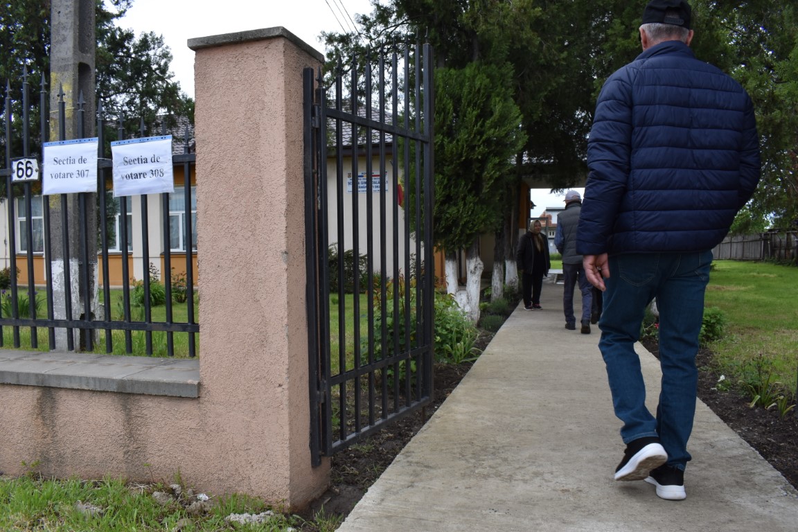 Primar botoșănean cercetat de Poliție după ce și-ar fi publicat votul pe Facebook – VIDEO 