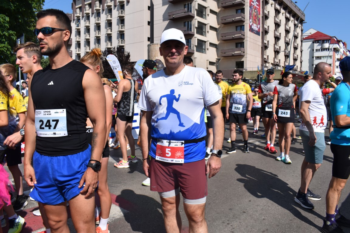 INEDIT: Un director de instituție de la Botoșani aleargă la Maratonul Nordului - VIDEO 