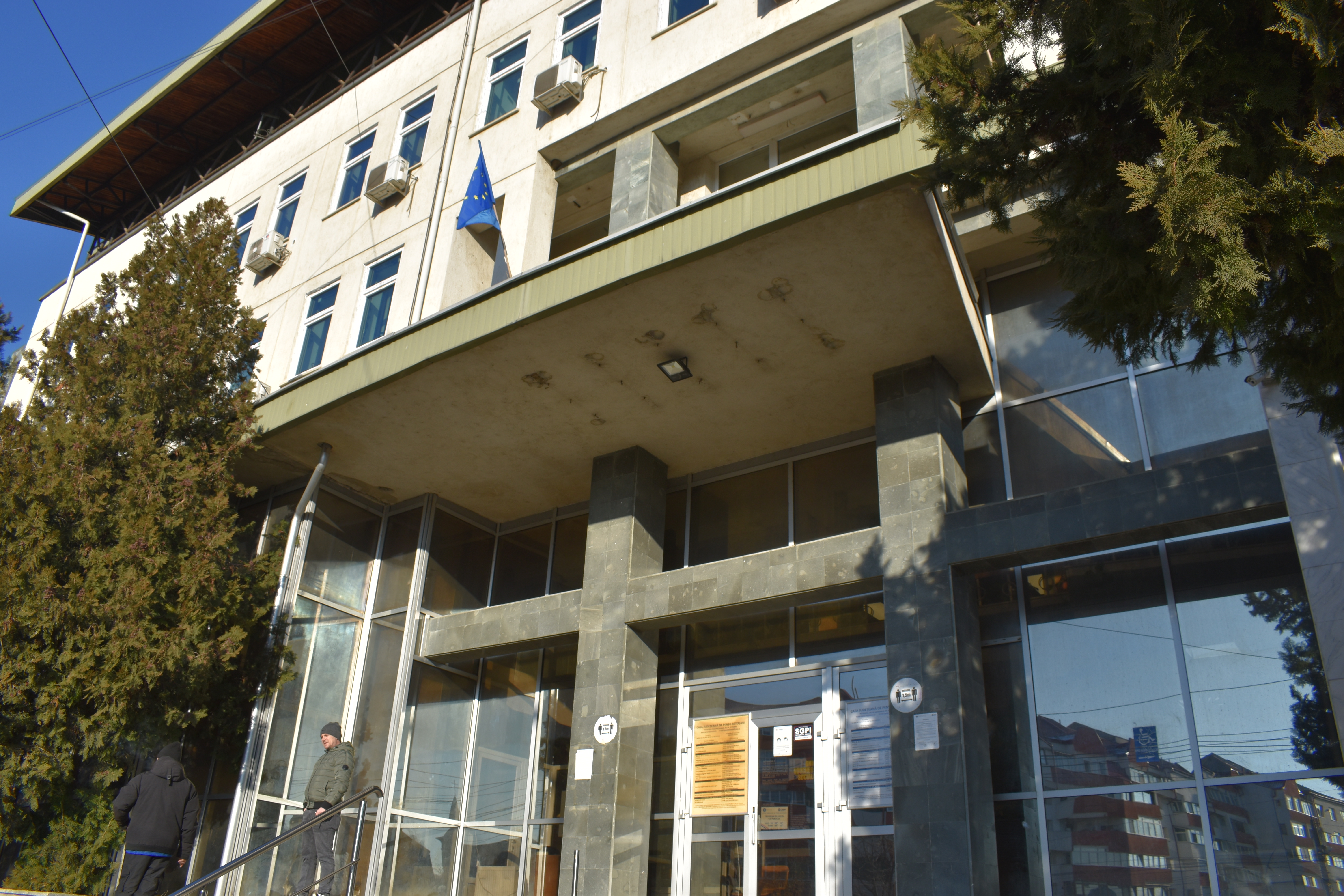 Ajutor pentru pensionarii săraci de la Botoșani: CÂȚI bani vor primi 