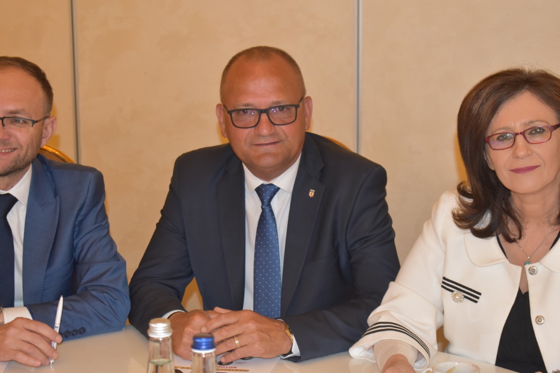 Șef din Consiliul Județean dezvăluie strategiile de sprijin pentru afaceriștii HoReCa – VIDEO