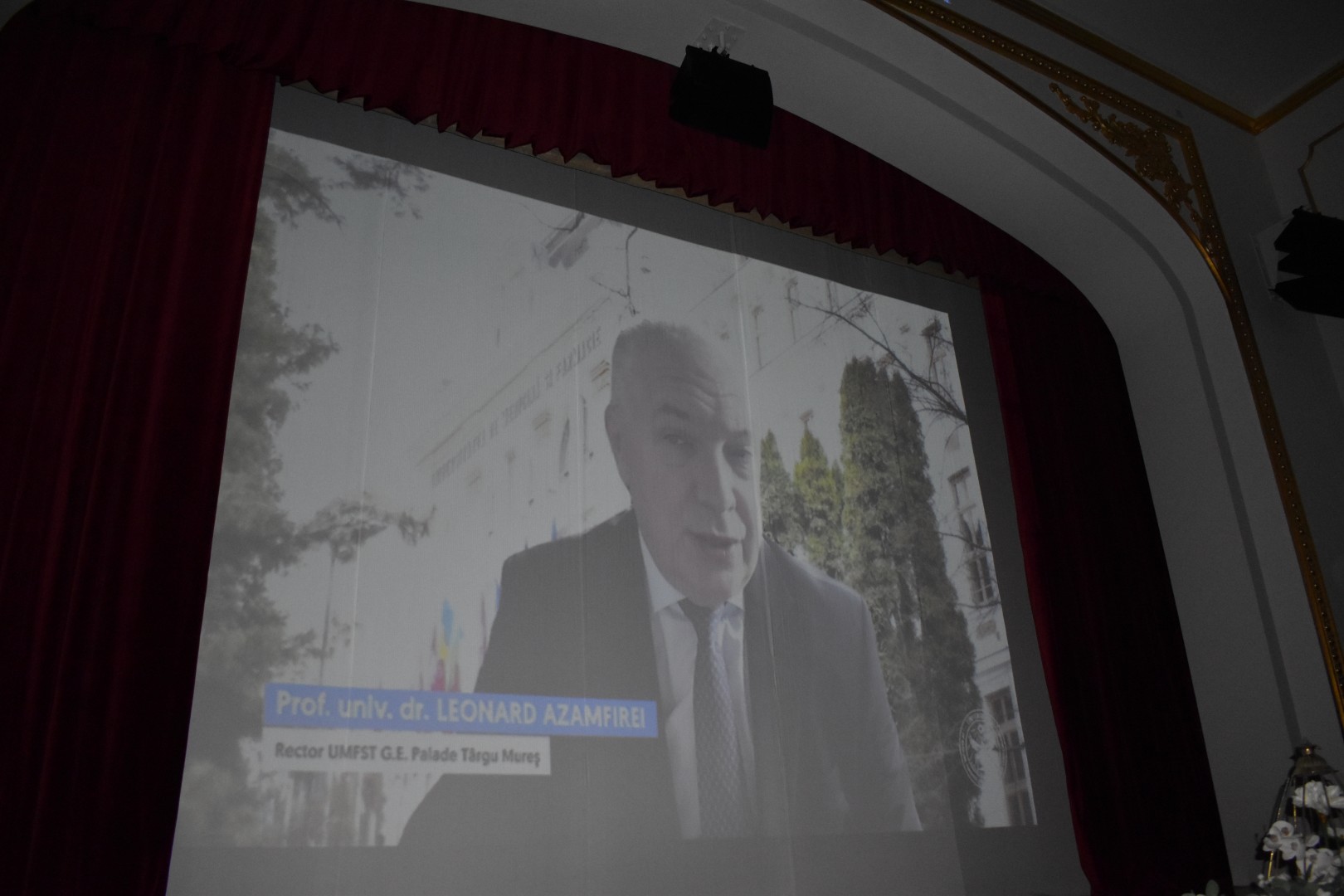 CLIPUL ZILEI: Rector botoșănean, susținere pentru medicii de la Spitalul Județean 