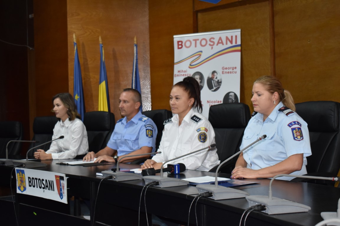 Șefii de la Antidrog se concentrează pe profesorii din școlile botoșănene – VIDEO 