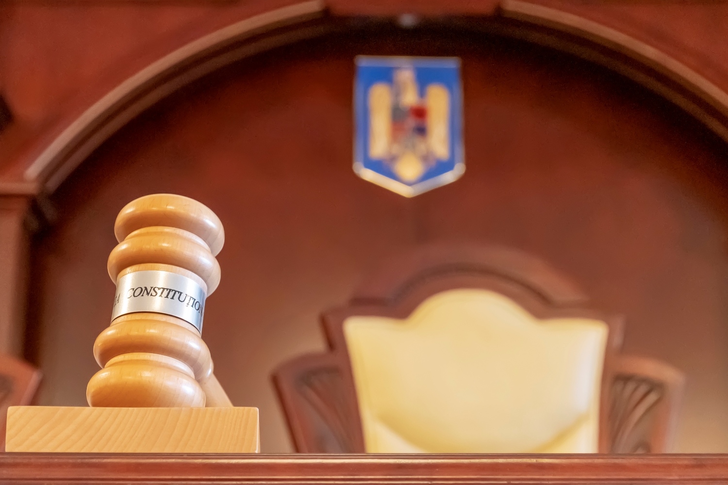Primul tur al alegerilor prezidențiale ar putea fi ANULAT:Curtea Constituțională a României sesizată de doi candidați 