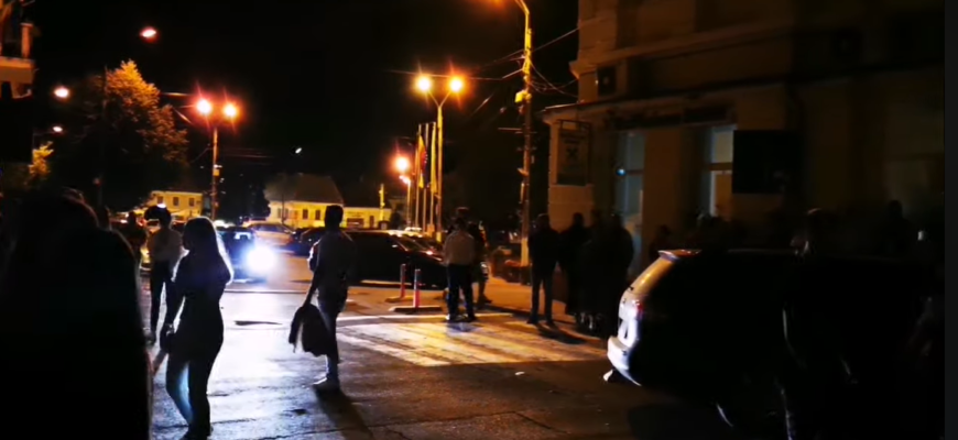 Elev olimpic bătut de un grup de adolescenți din Centrul Istoric, prima reacție a Poliției 