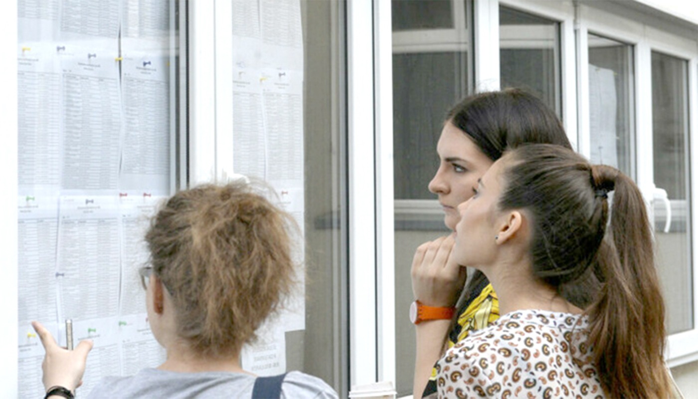 Rezultatele la Evaluarea Națională au fost afișate: Vezi ce note au obținut elevii din Botoșani