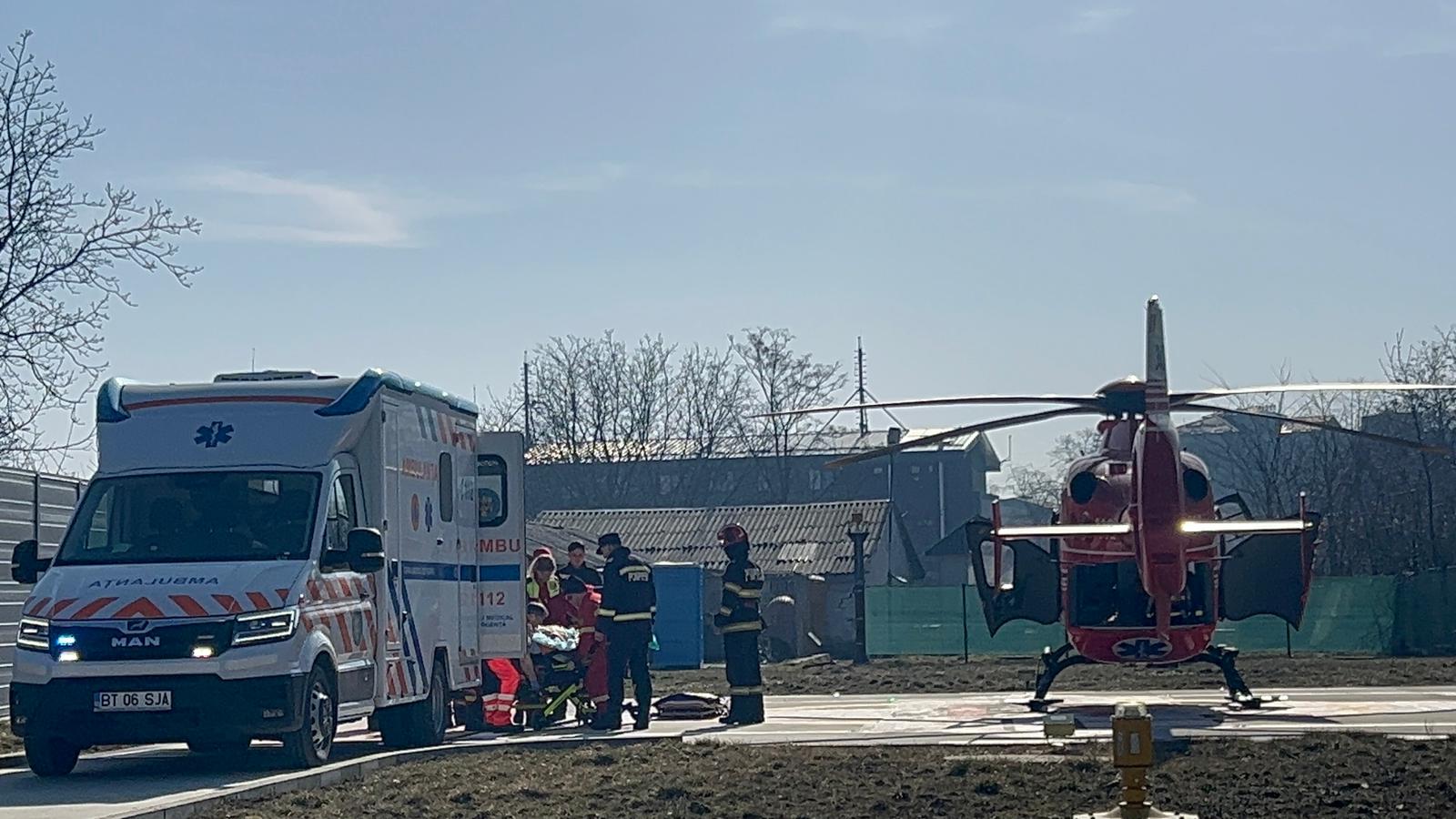 Angajat prăbușit într-o fabrică din Botoșani: A fost transferat cu elicopterul la Iași – VIDEO 