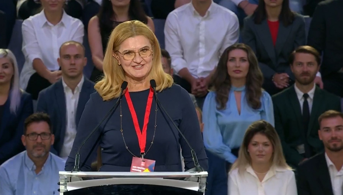 Elisabeta Lipă a intrat în PSD și a fost aleasă vicepreședinte: Dacă m-ar da afară pe ușă, aș găsi o portiță să intru pe geam