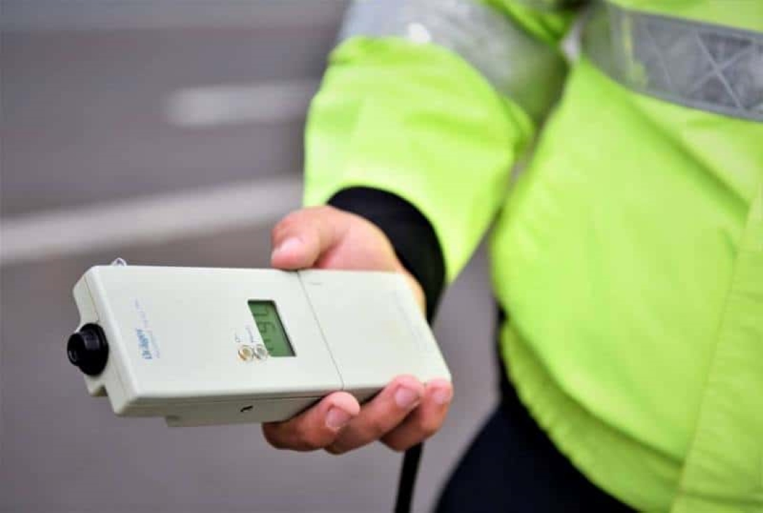 Prins băut la volan după ce a avariat o mașină: CE alcoolemie avea bărbatul