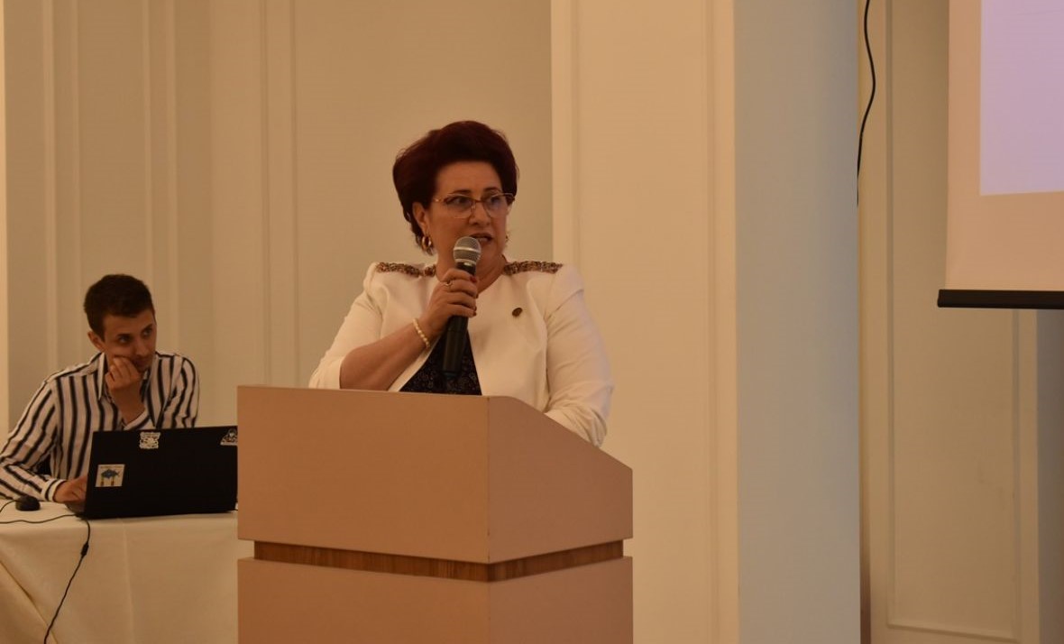 Contabilii își premiază de ziua lor cei mai buni oameni