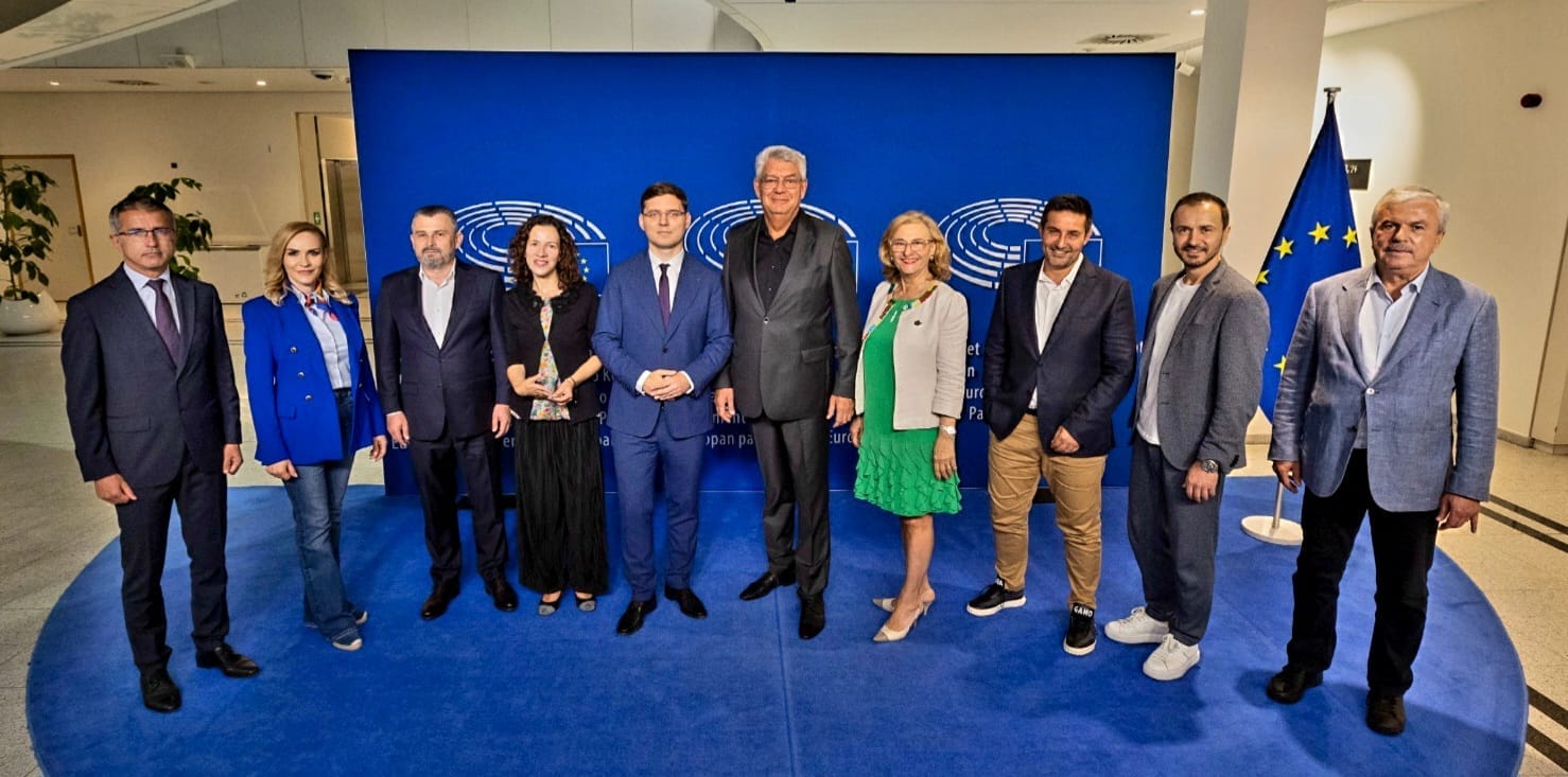 eurodeputati pas