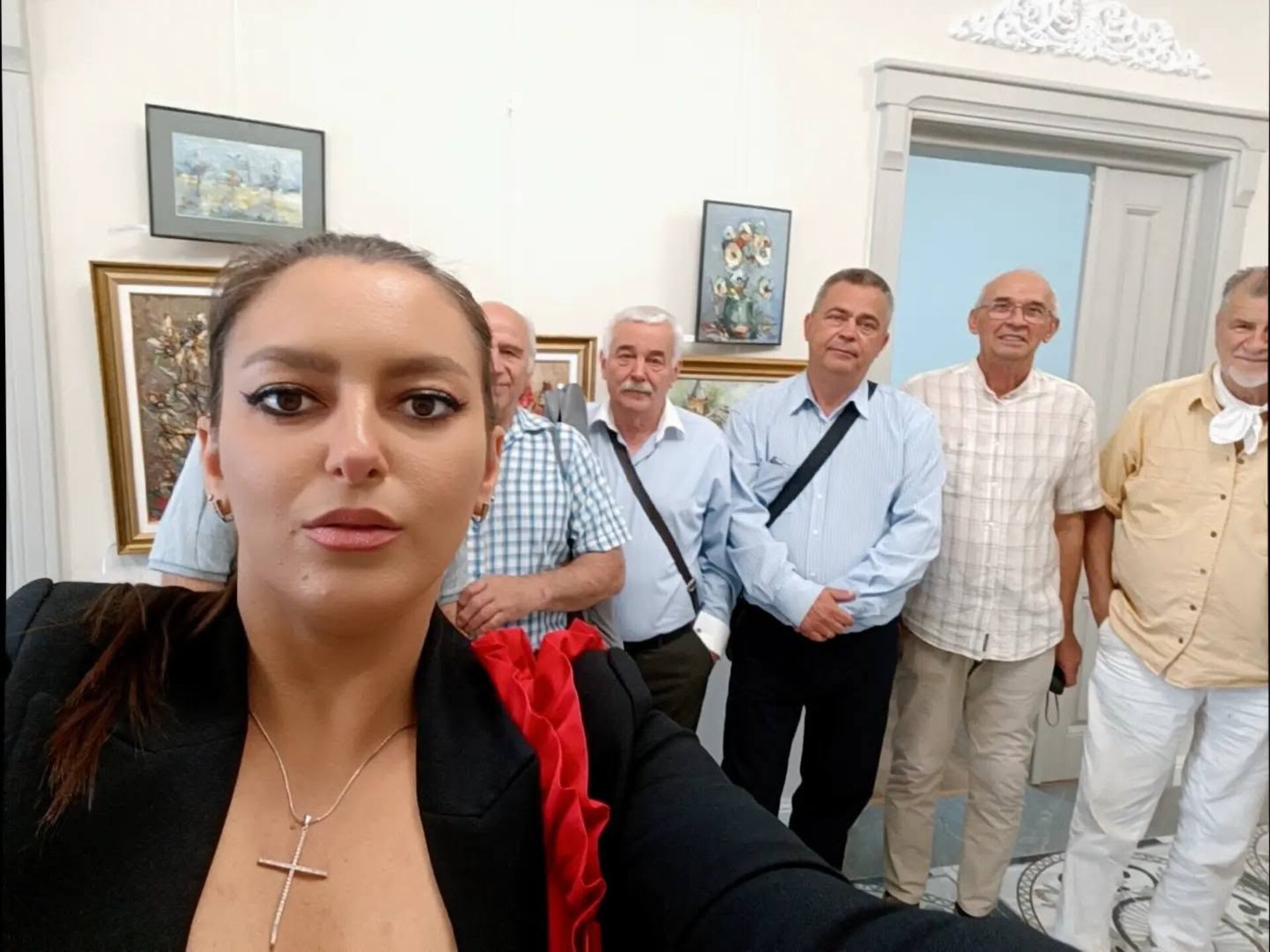 Expoziție nouă la Botoșani: „Povești de atelier” aduce împreună doi artiști suceveni