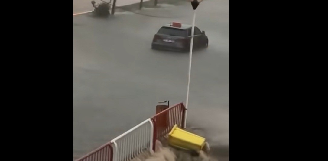 Dorohoiul sub ape, peste 80 litri/mp duminică seară – VIDEO 