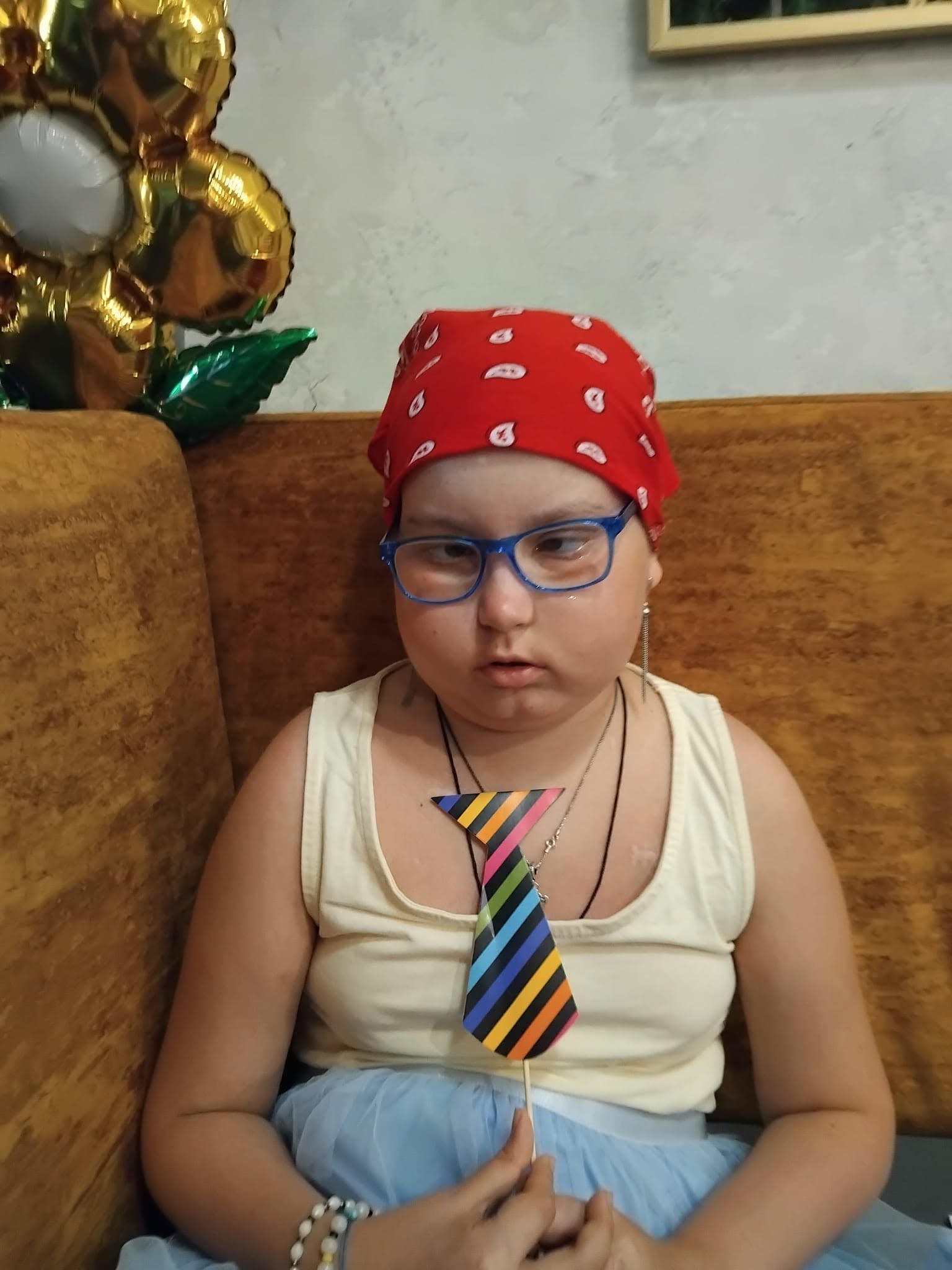 fata care trebuie operata pe creier