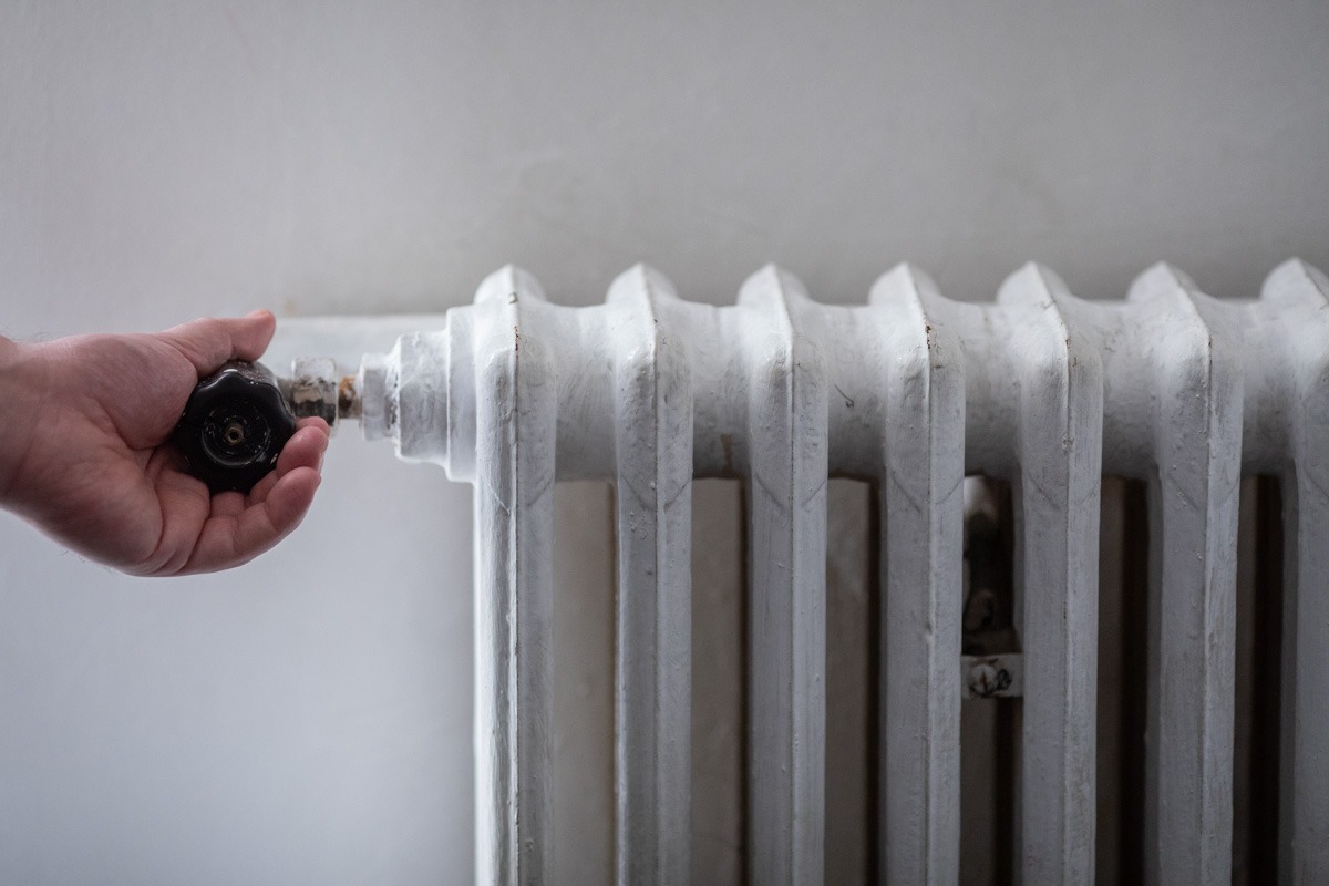 Ajutorul pentru încălzire se acordă și în acest an pentru familiile cu venituri mici: NOUTATEA pentru pensionari