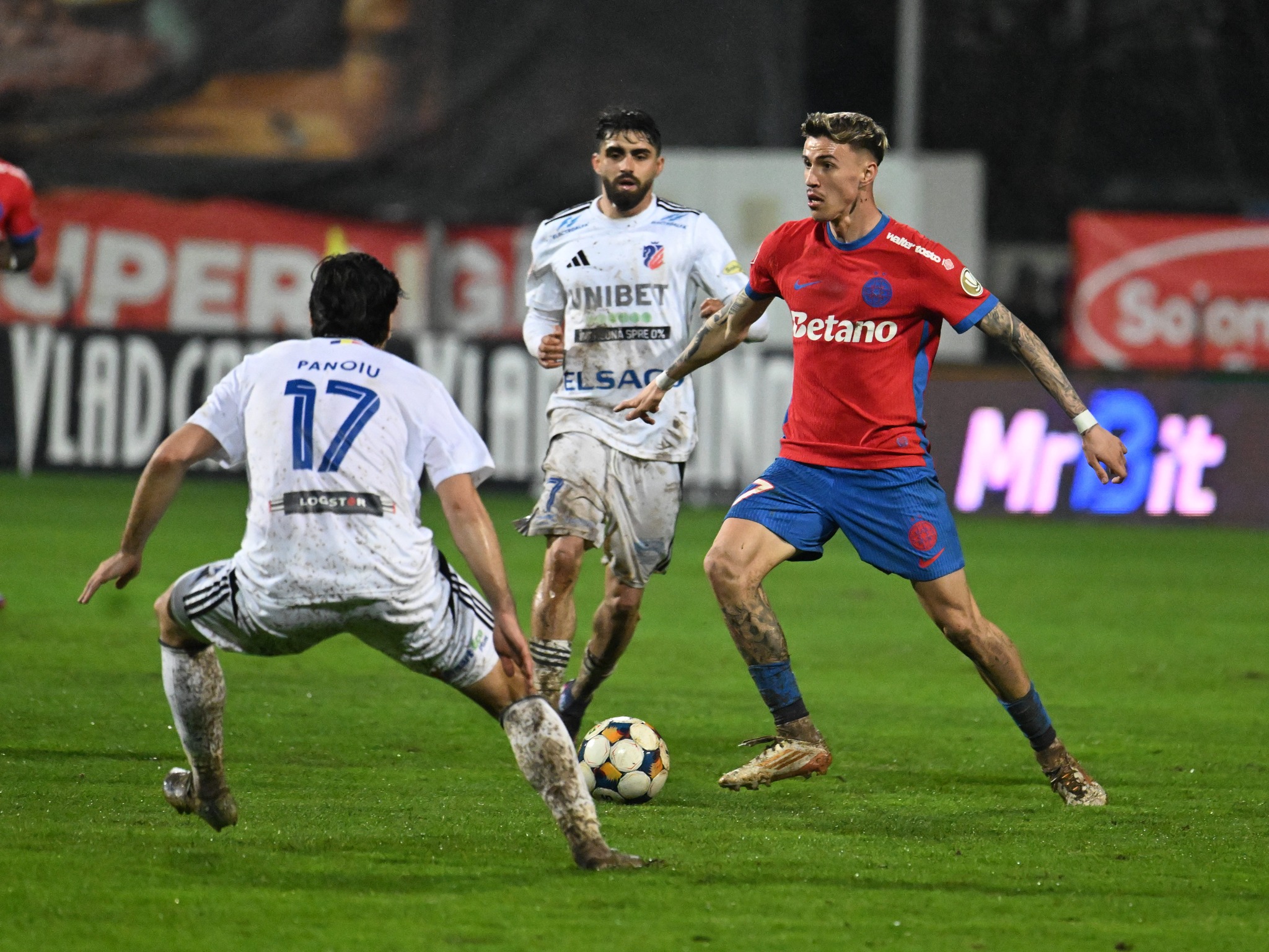 Stoica da vina pe arbitraj dupa meciul cu FC