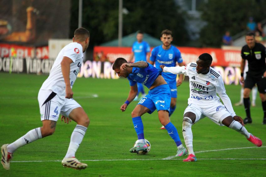 ASTĂZI: Universitatea Craiova – FC Botoșani: Meci cu miză mare pentru moldoveni, în deplasare grea