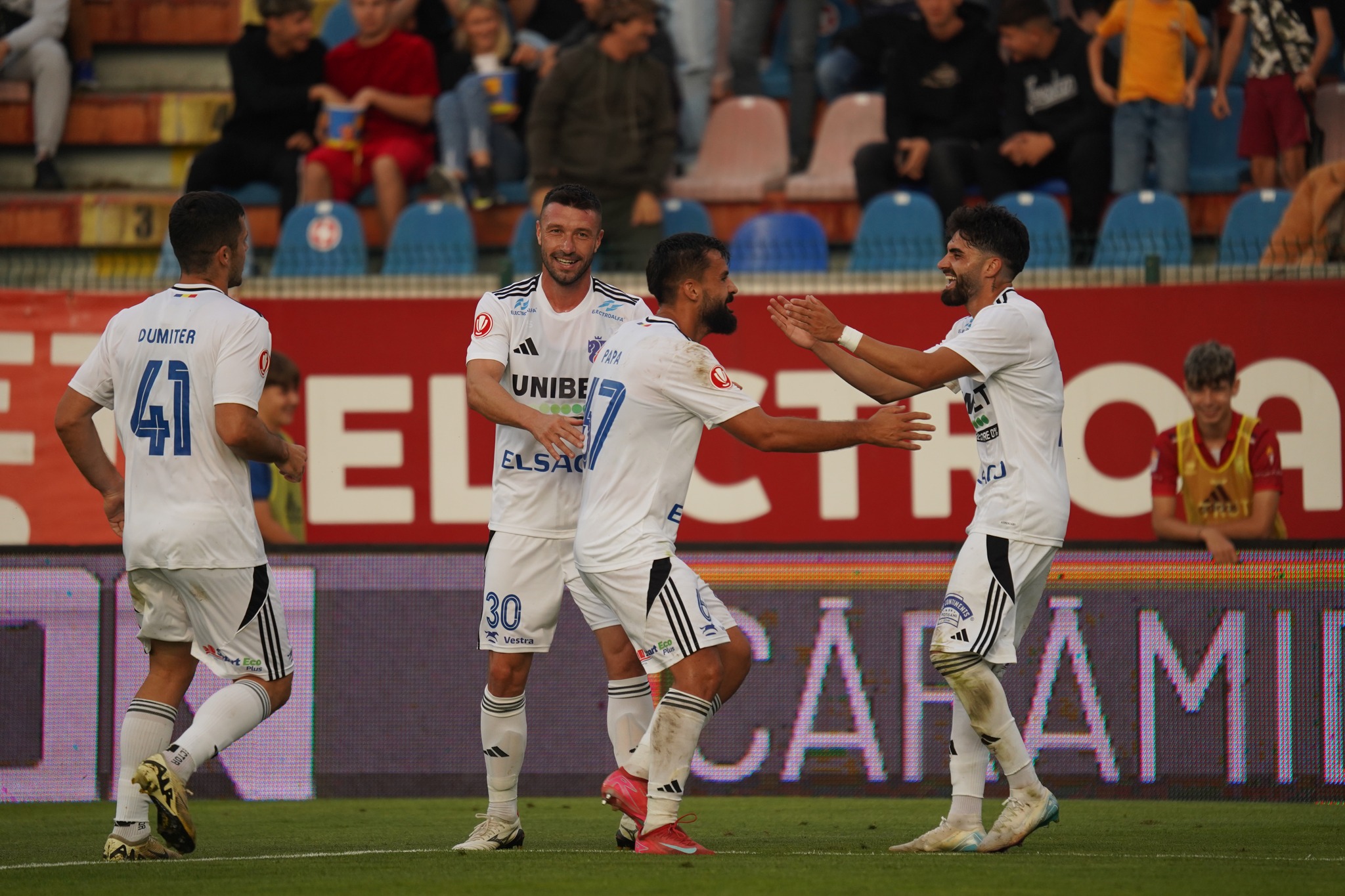 Meci tare cu Universitatea Craiova pe „Municipal”, bilete de la 30 de lei 