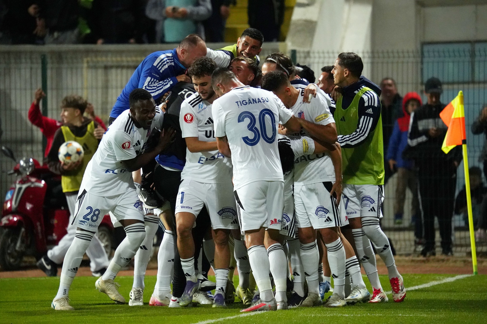 Un fost mare antrenor convins că Botoșaniul va fi în play-off: Bravo lui Leo Grozavu 