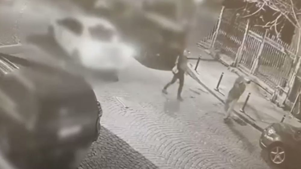 O botoșăneancă a rămas fără telefon la mare depărtare de casă 