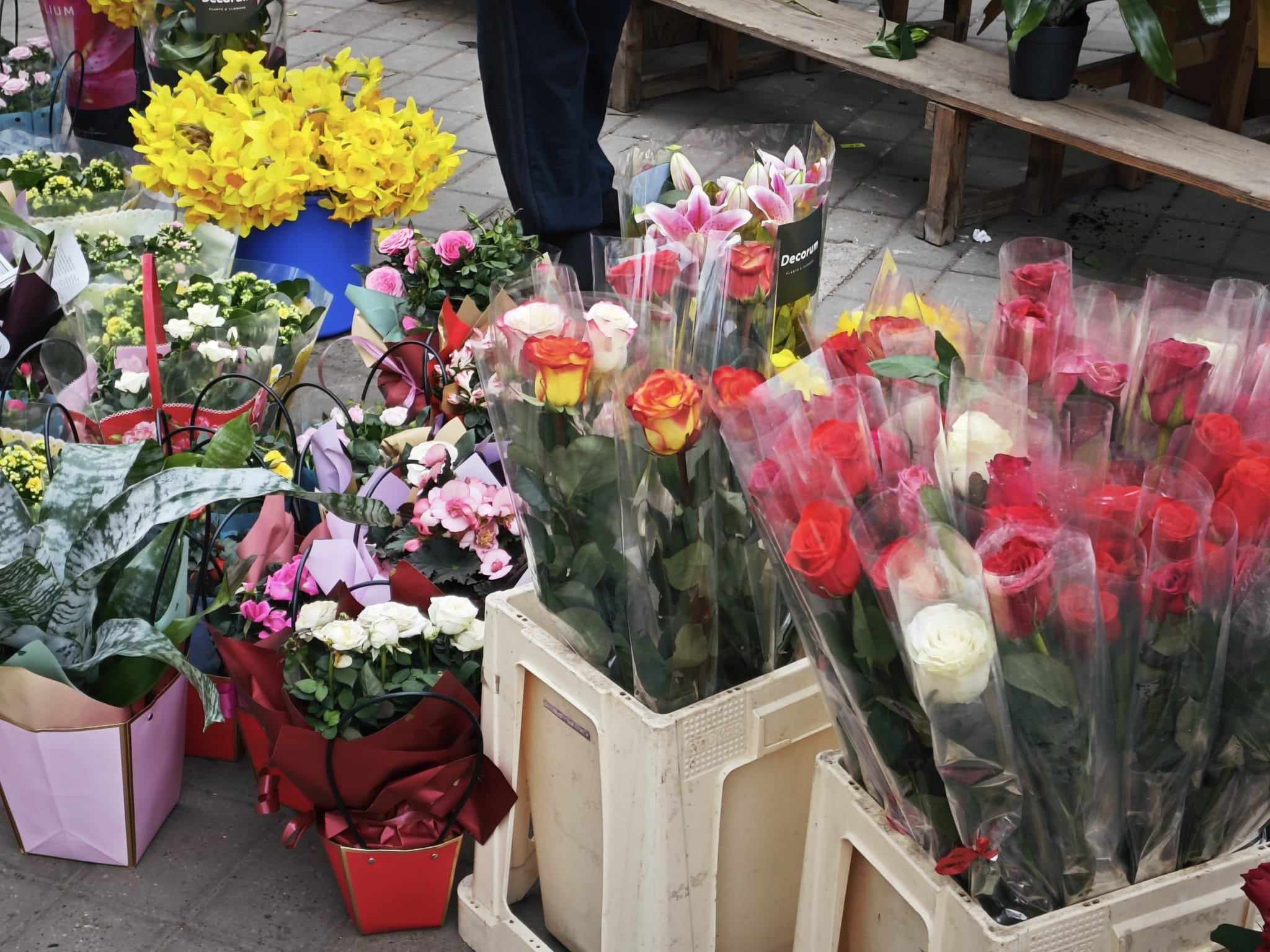 Comerciant de flori amendat cu 400 de lei în piață 