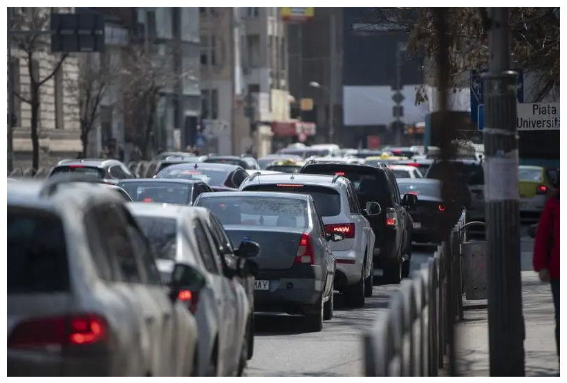România sufocată de trafic: Cât ne costă lipsa infrastructurii?