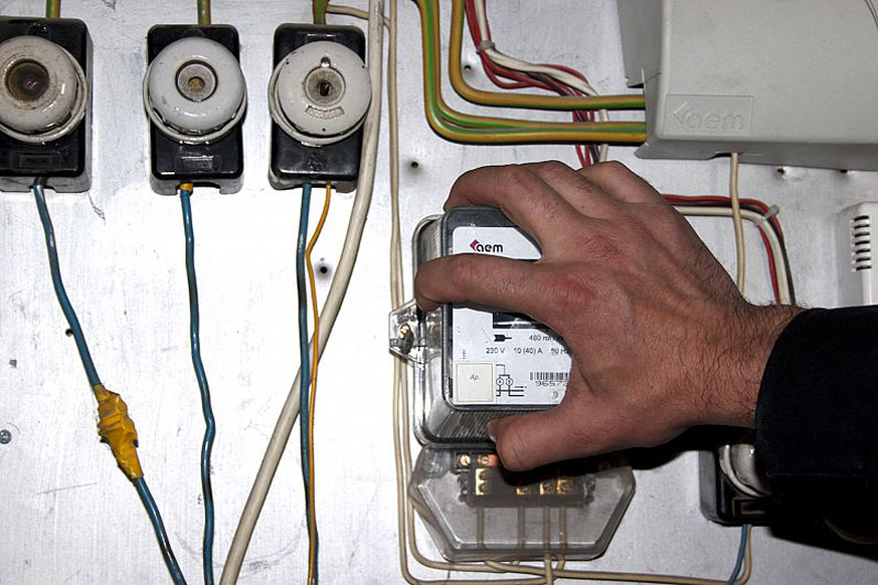 Mai multe străzi și localități din Botoșani vor rămâne fără curent 