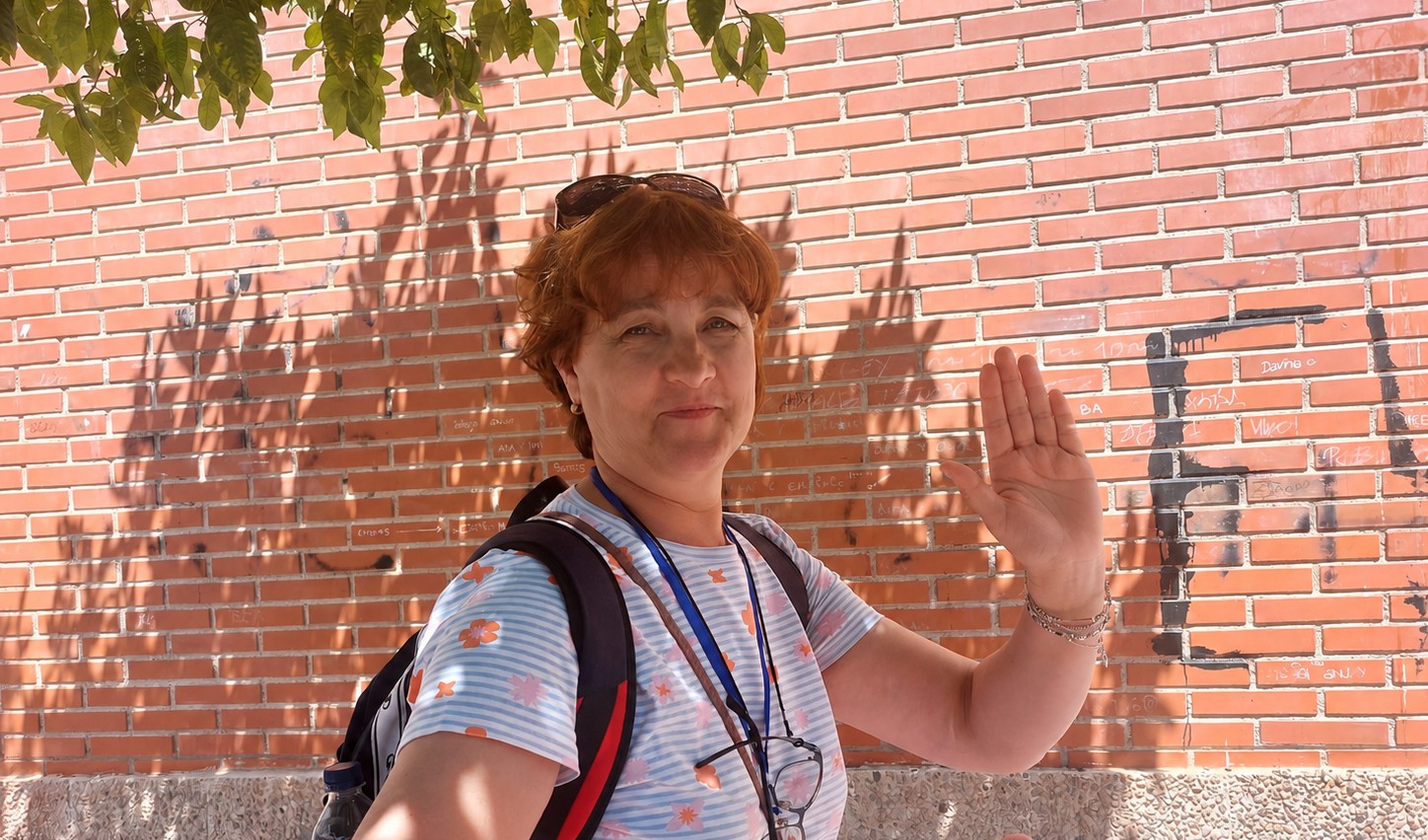„Dacă părinții ar avea mai multă încredere în profesori, toți am avea de câștigat”. Apelul unei directoare în prima zi de școală
