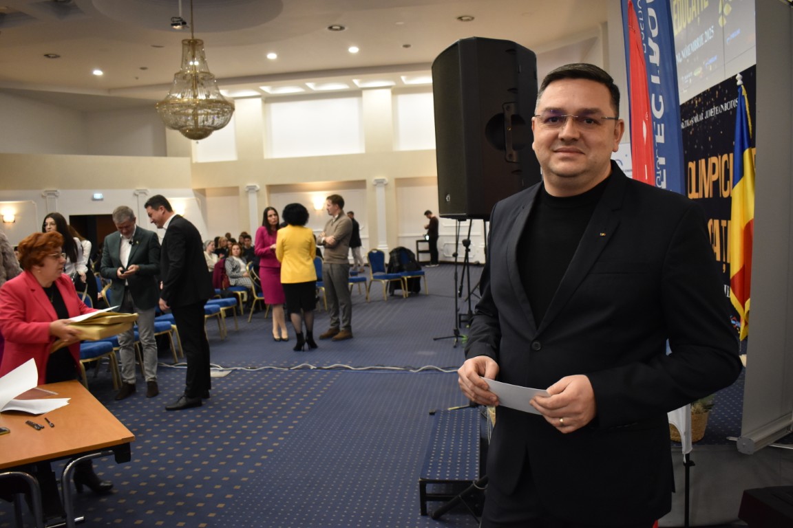 Fostul prefect, în calitate de afacerist la Gala Olimpicilor: Cheia viitorului nostru este în ei – VIDEO 