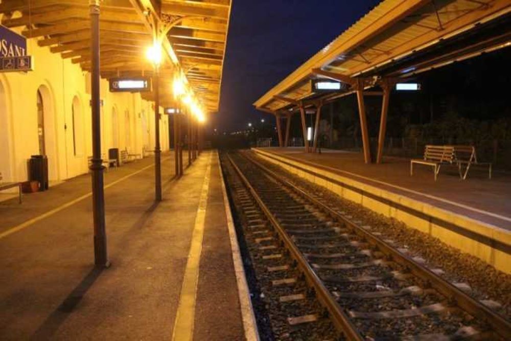 Șase companii intrate în cursa pentru un contract la linia ferată de la Botoșani  