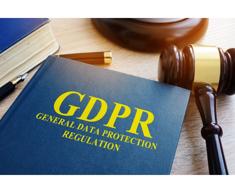 Magazinele Auchan România, amendă GDPR de 8.000 EUR