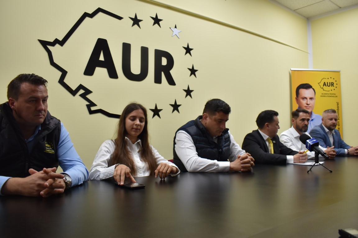 Liderul AUR a prins iepurașii trimiși de celelalte partide de Paști: Au fost trimiși să se detoneze – VIDEO 