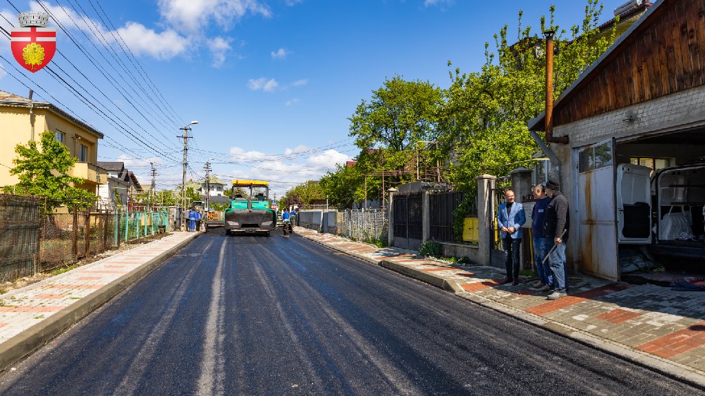 Cvartalul 1, asfaltare în ritm alert la Botoșani, primele patru străzi care sunt finalizate