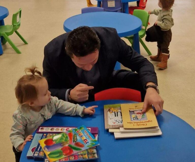 De astăzi încep înscrierile la grădiniță și creșă pentru anul școlar 2025-2026