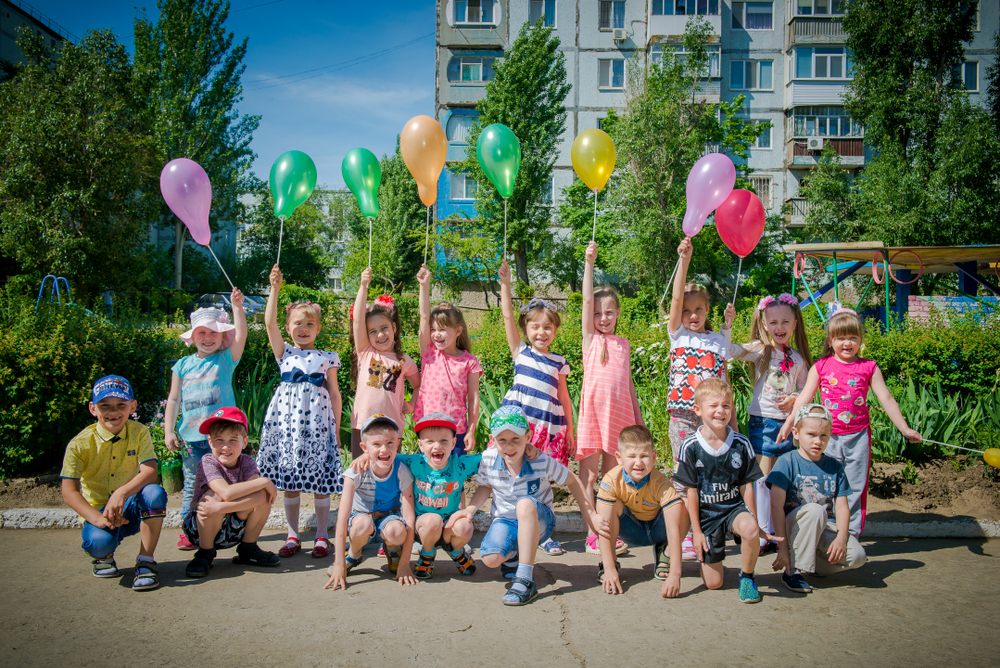 Grădinițe și școli de stat deschise în București pe timpul verii: Soluție pentru părinți