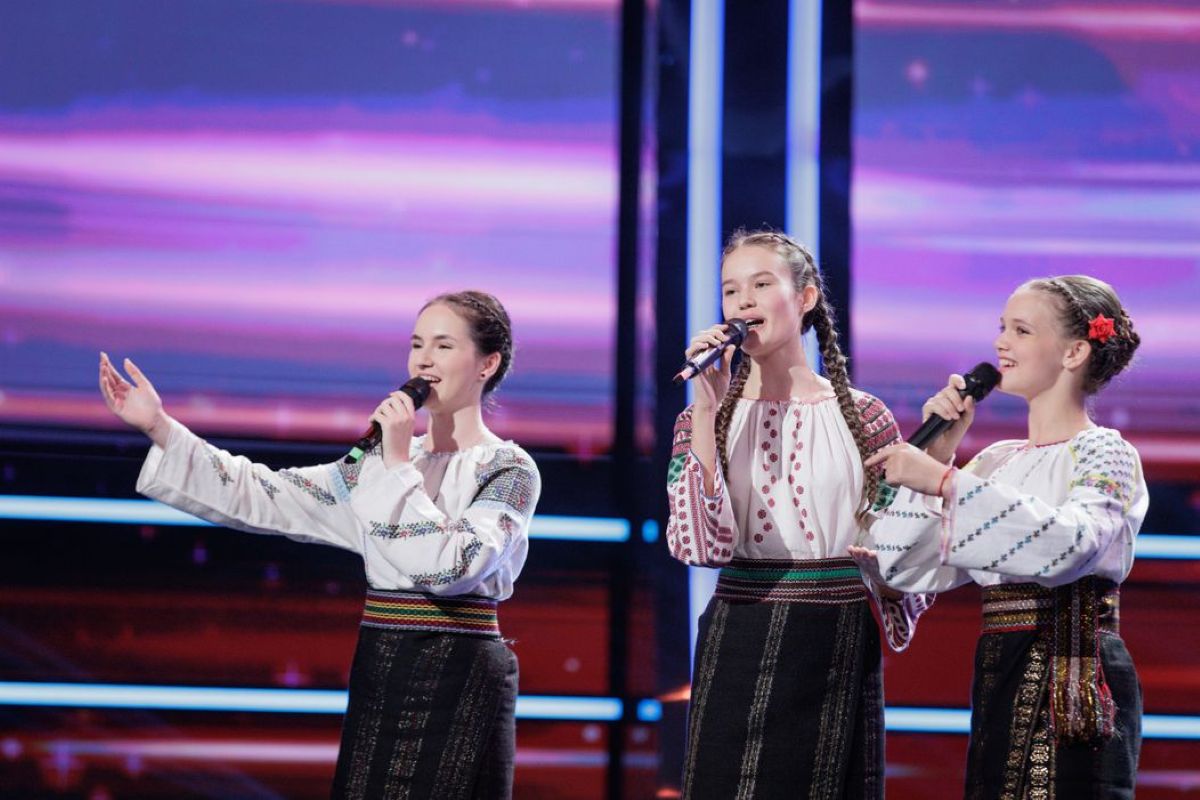 Tinerele inspirate de „Fetele din Botoșani”, succes pe scena de la Românii au Talent 