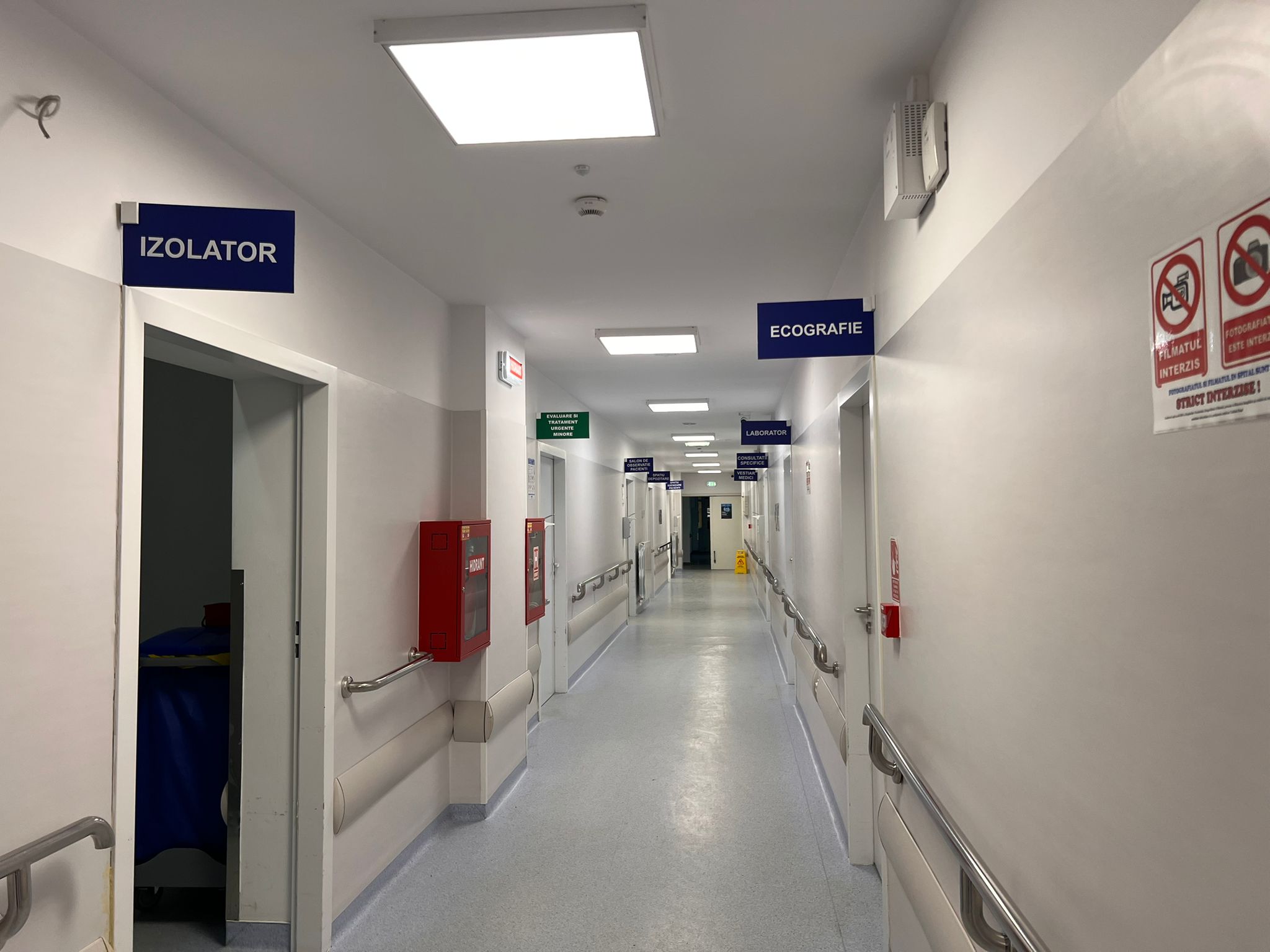 hol de spital.