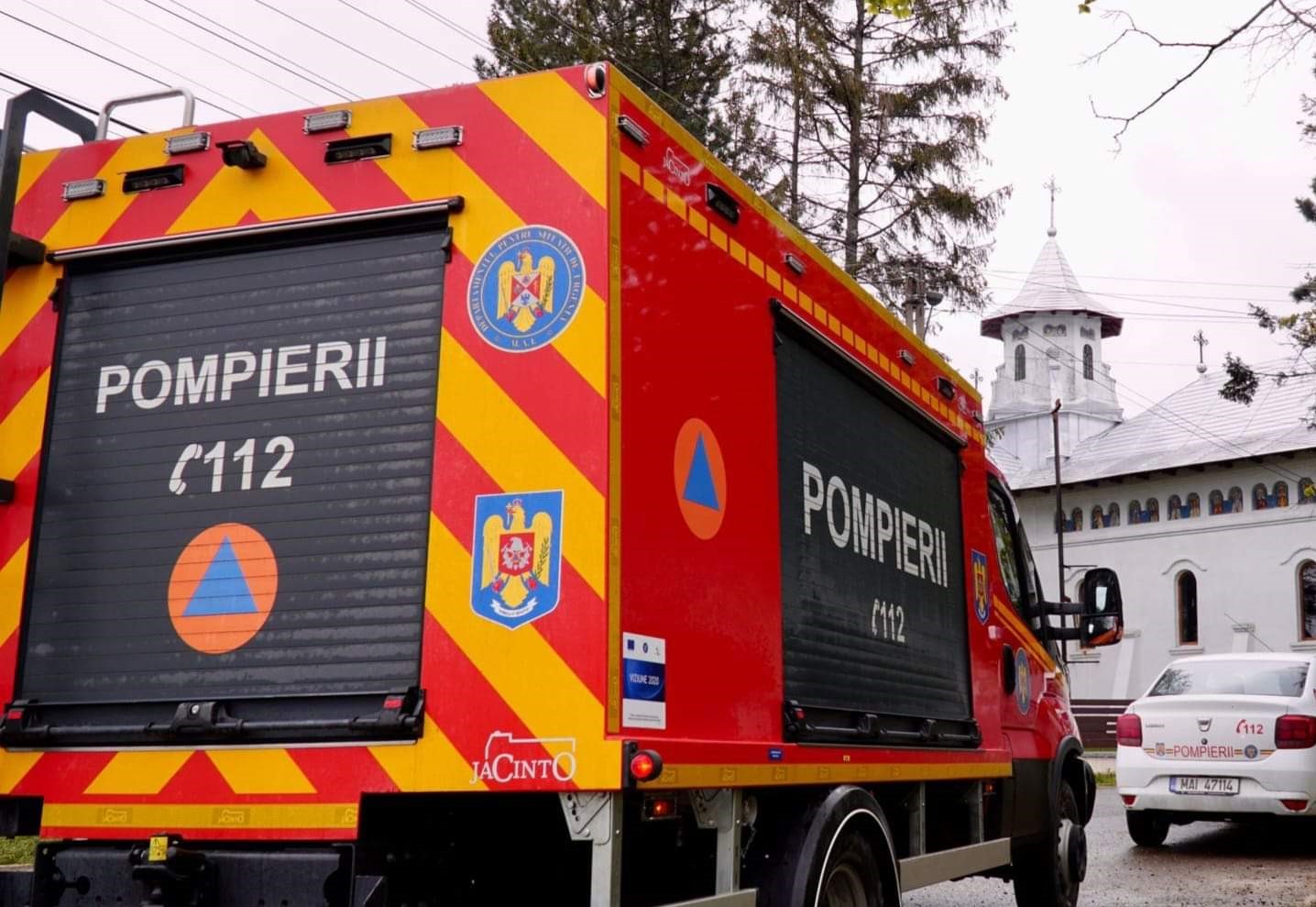 Hram la Mănăstirea Vorona și „Serbările Pădurii”: Pompierii, mesaj important pentru botoșăneni 