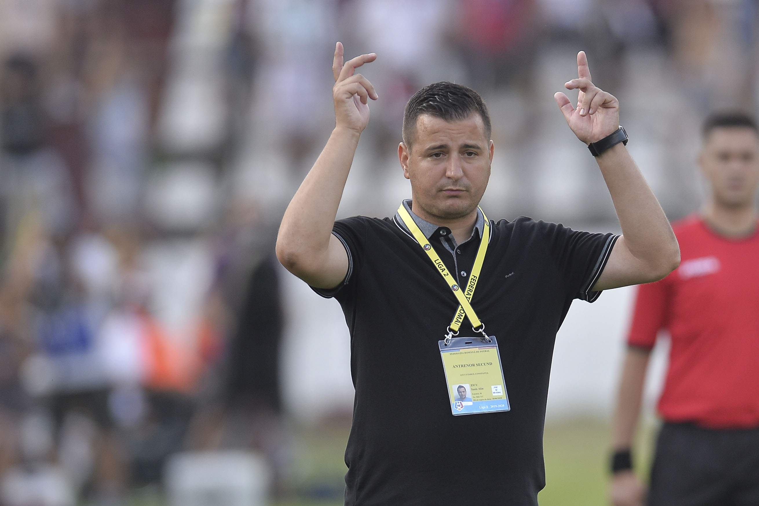 Zicu, mesaj dur pentru un jucător de la Farul: „Să pună mâna să se antreneze”